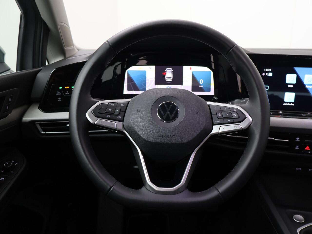 Volkswagen GOLF Variant 1.0 TSI Life Business | 110 PK | Trekhaak wegklapbaar | Achteruitrijcamera | Adaptive cruise control |