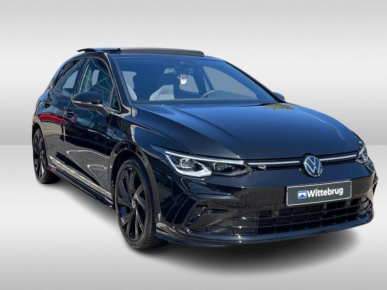 Volkswagen GOLF 1.5 eTSI 150PK DSG R-Line Business / Black Style / Panoramadak / Achteruitrijcamera / Digital Cockpit Pro / 18'' LMV / VW