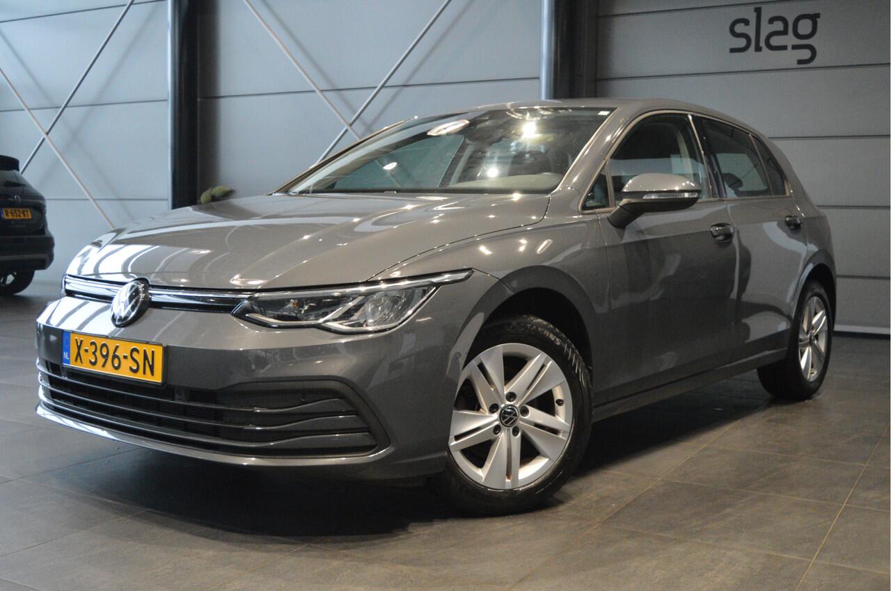 volkswagen-golf-1.0-etsi-life-navi-