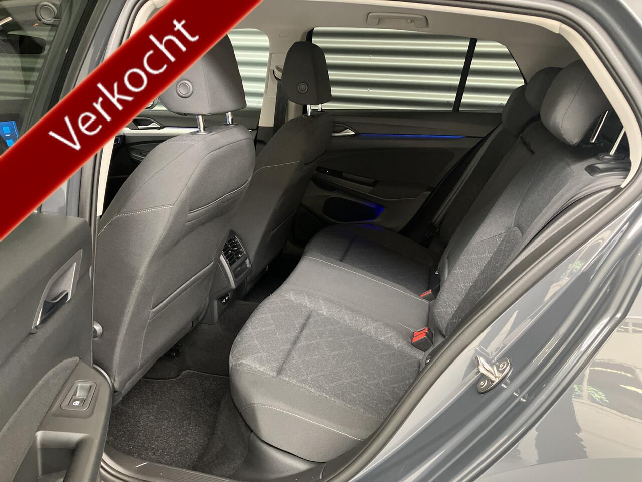 Volkswagen GOLF 1.5 TSI/PDC V+A/18 INCH/NAVI/CARPLAY/STOEL/STUUR VERW/ENZ