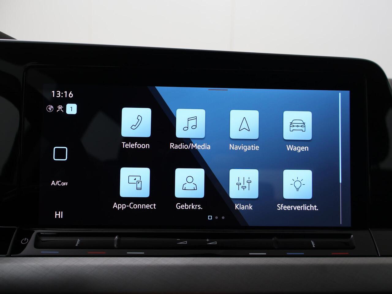 Volkswagen GOLF 1.0 TSI Life | 110 PK | Navigatiesysteem | Adaptive cruise control | LED verlichting |