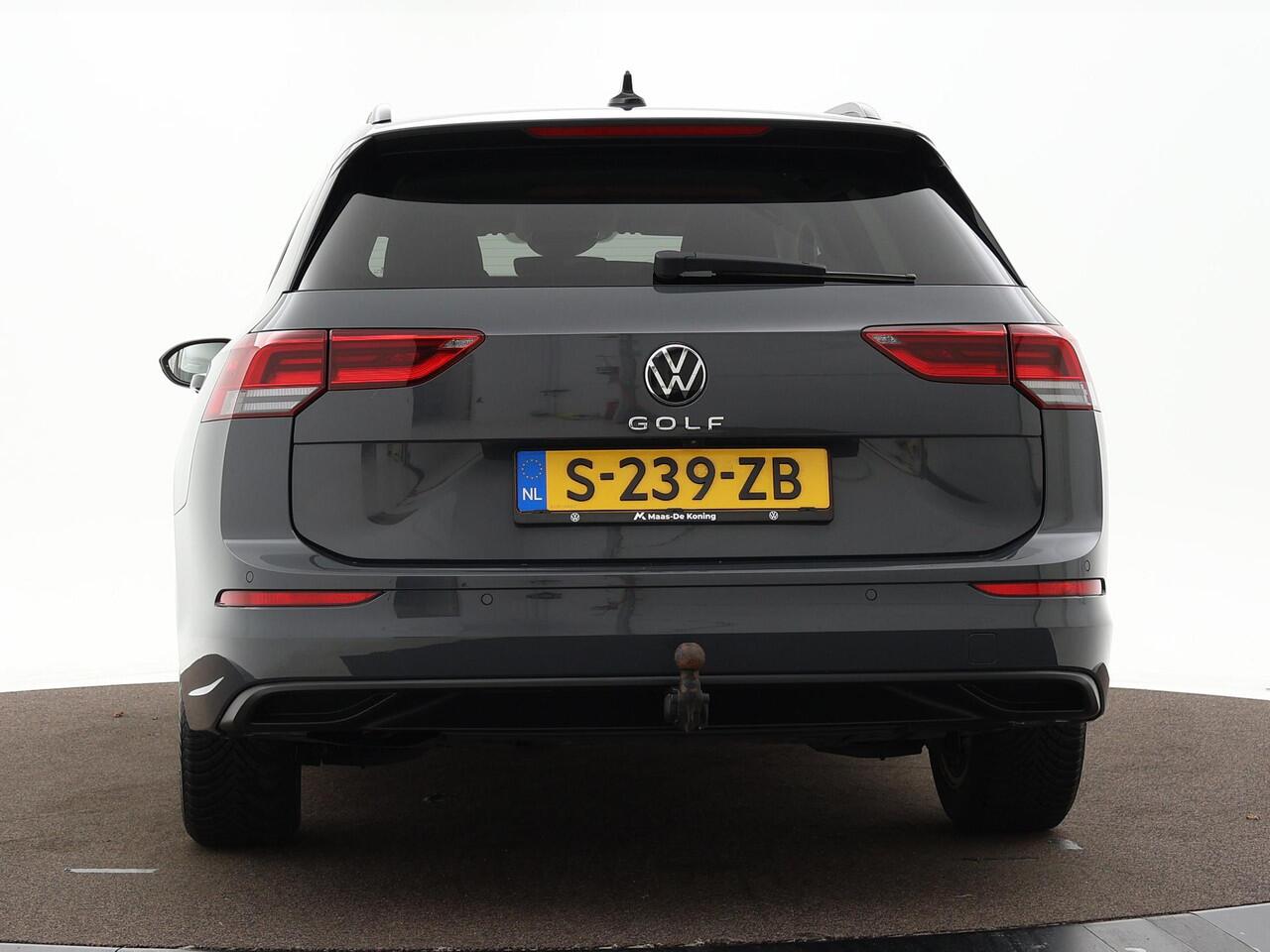 Volkswagen GOLF Variant 1.0 TSI 110pk Life · Camera · Elek. Trekhaak · Apple/Android Car Play · Navigatie · P-sensoren · 16'' Inch · Garantie t/m 08-05-2027 of 100.000km