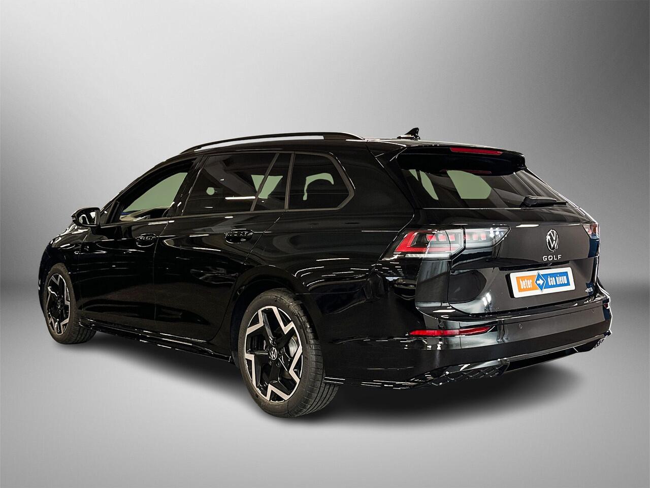 Volkswagen GOLF Variant 1.5 150pk eTSI R-Line Edition Achteruitrijcamera | Parkeersensoren | Adaptive cruise control