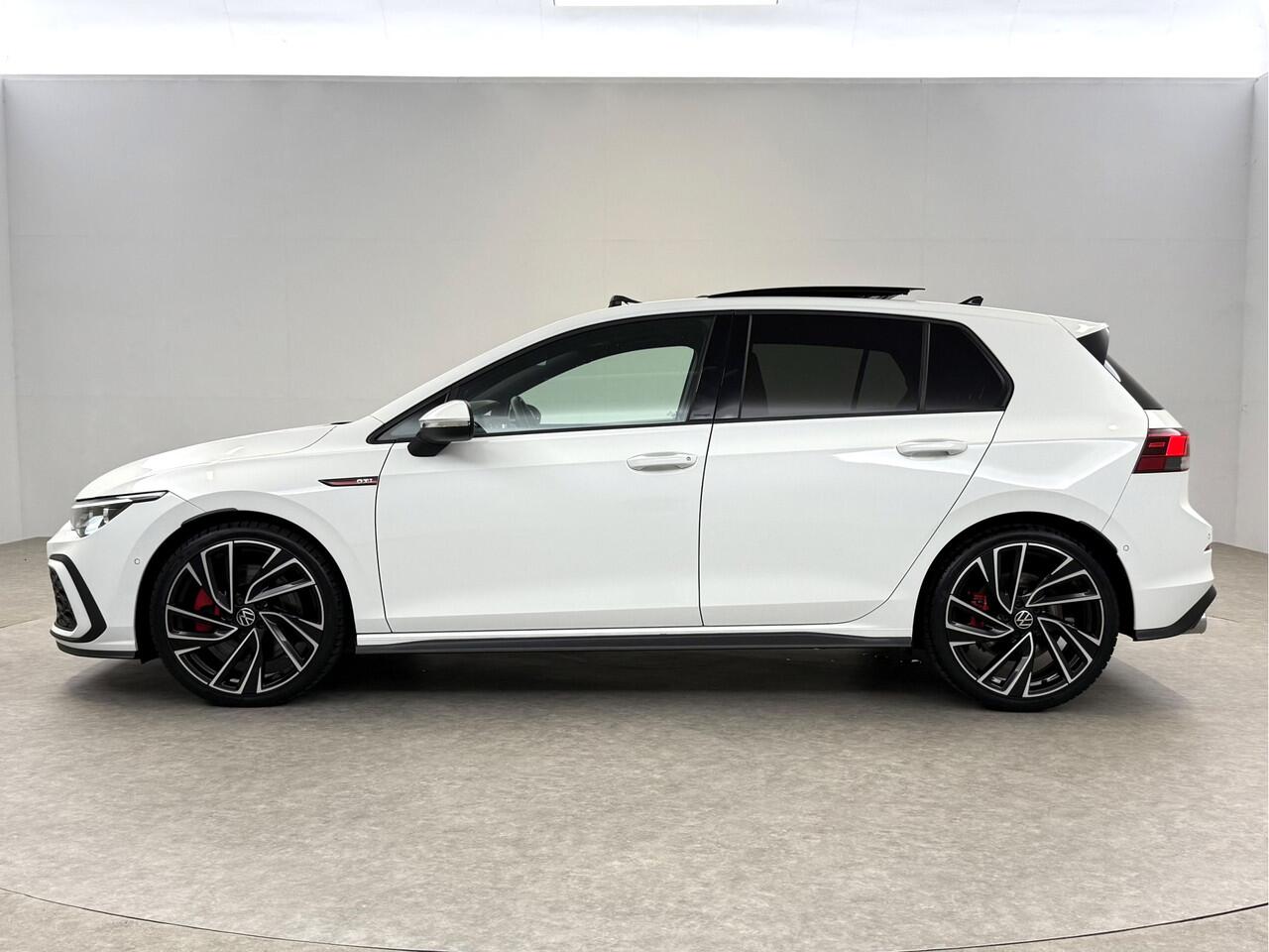 Volkswagen GOLF 2.0 TSI GTI 245PK | Pano | Sfeer | Adap. Cruise | Virtual | Stoel/Stuur verw. | Camera | Navi