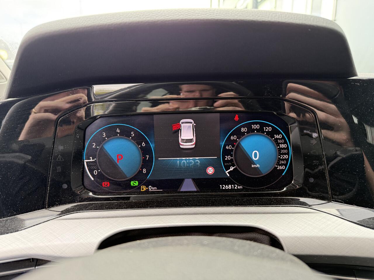 Volkswagen GOLF Variant BWJ 2022 1.0 111 PK eTSI Life Business TREKHAAK | STOELVERW. | FULL LED | ADAPTIVE CRUISE | CARPLAY + ANDROID | NAVI | CLIMA | DAB | LMV | PDC