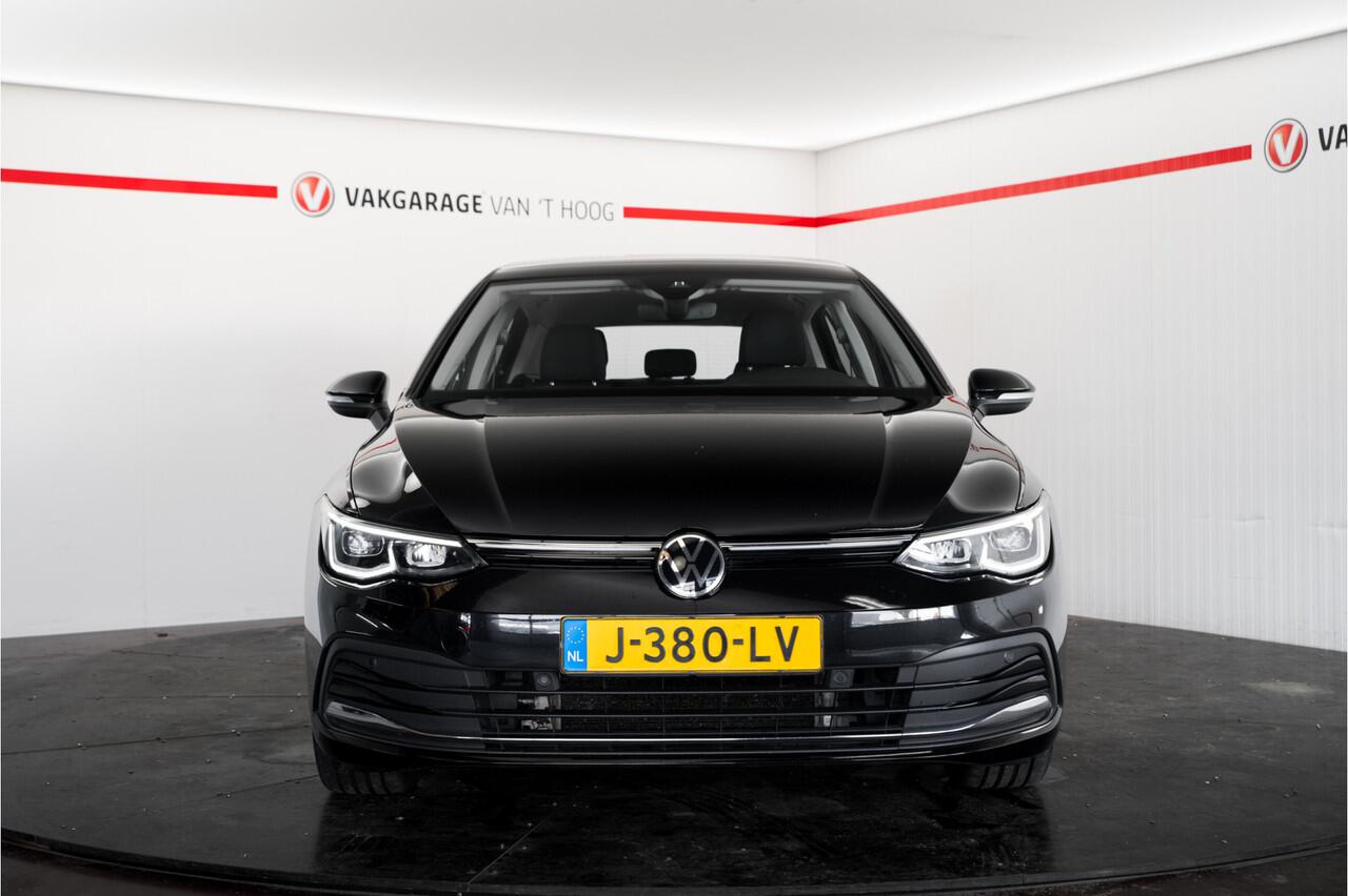Volkswagen GOLF 1.5 eTSI Style Panoramadak EGR stoelen Afn.trekhaak|Sfeerverlichting|Applecarplay