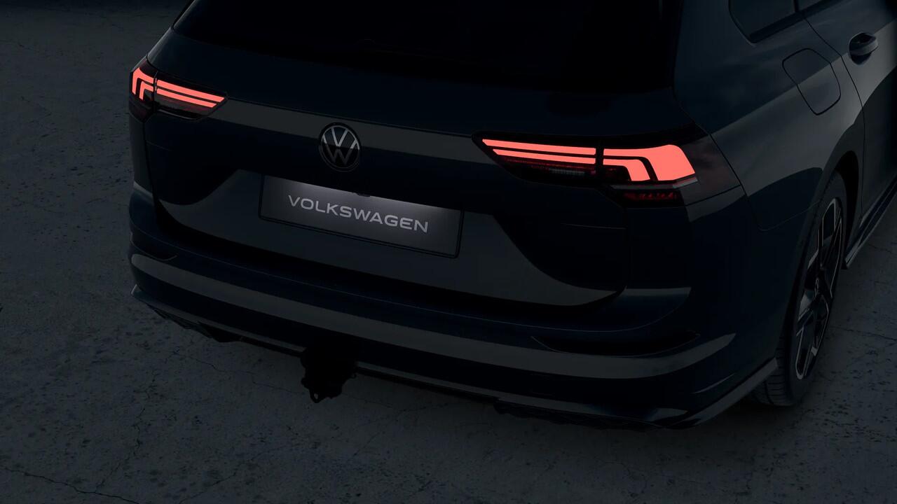 Volkswagen GOLF Variant 1.5 eTSI 150 7DSG R-Line Edition Automaat