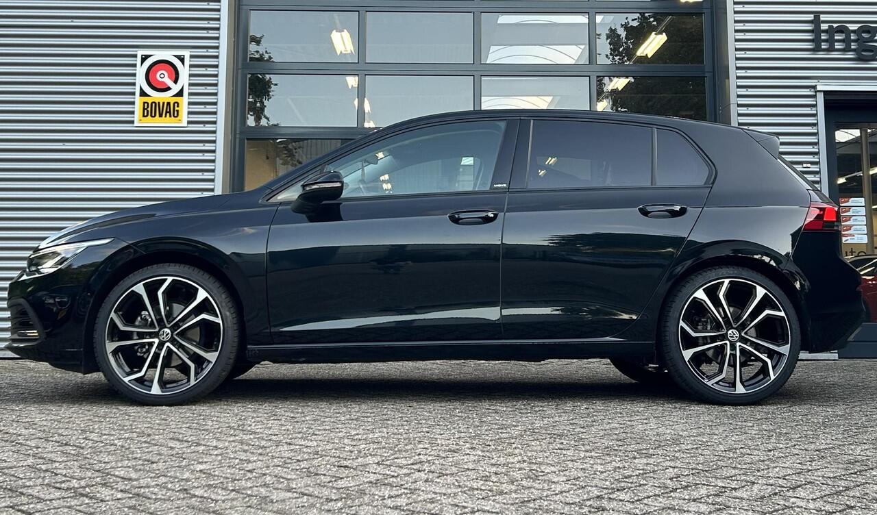 Volkswagen GOLF 1.5 TSI 150PK Move l Sfeer verlichting l Electrische Trekhaak l Navi l Adaptive Cruise l 19"