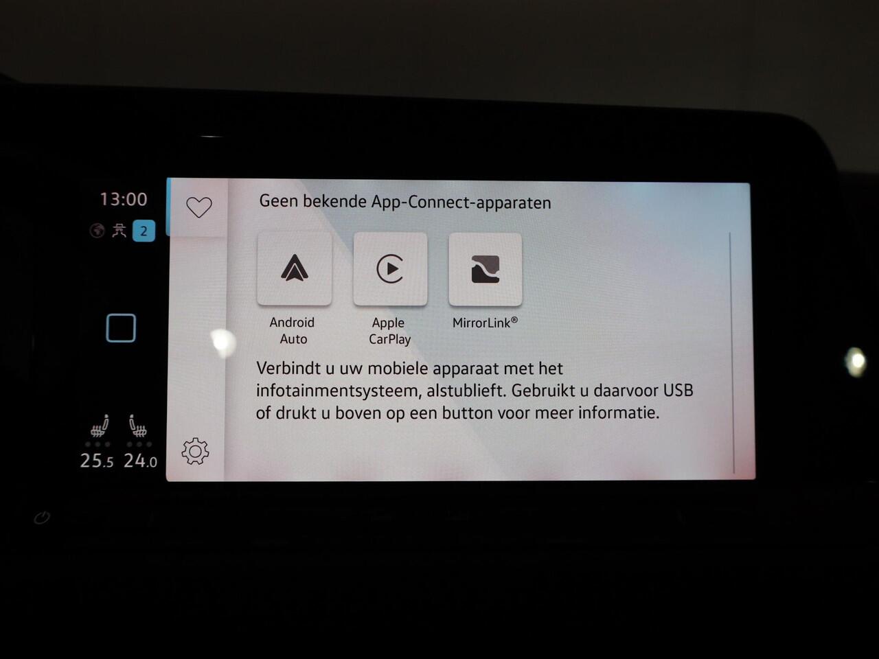 Volkswagen GOLF 1.4 eHybrid Style 204 pk Automaat (DSG) | Navigatie | Parkeersensoren | Adaptieve cruise control | LED koplampen | Stoelverwarming |