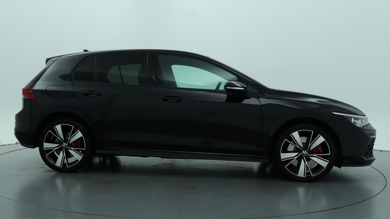 Volkswagen GOLF GTE 1.4 TSI eHybrid 245pk DSG PHEV /Panoramadak /Head Up /Navi /LED / Demonstratieauto