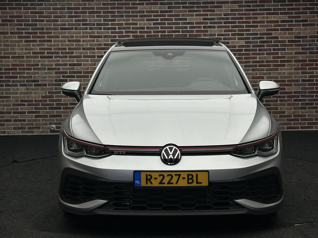 Volkswagen GOLF 2.0 TSI GTI Clubsport | Stage 2 | Panorama | IQ | Virtual | Downpipe