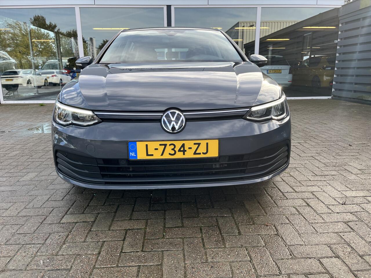 Volkswagen GOLF 1.0 TSI Life 50% deal 8.475,- ACTIE Carplay / Clima / Cruise / LMV