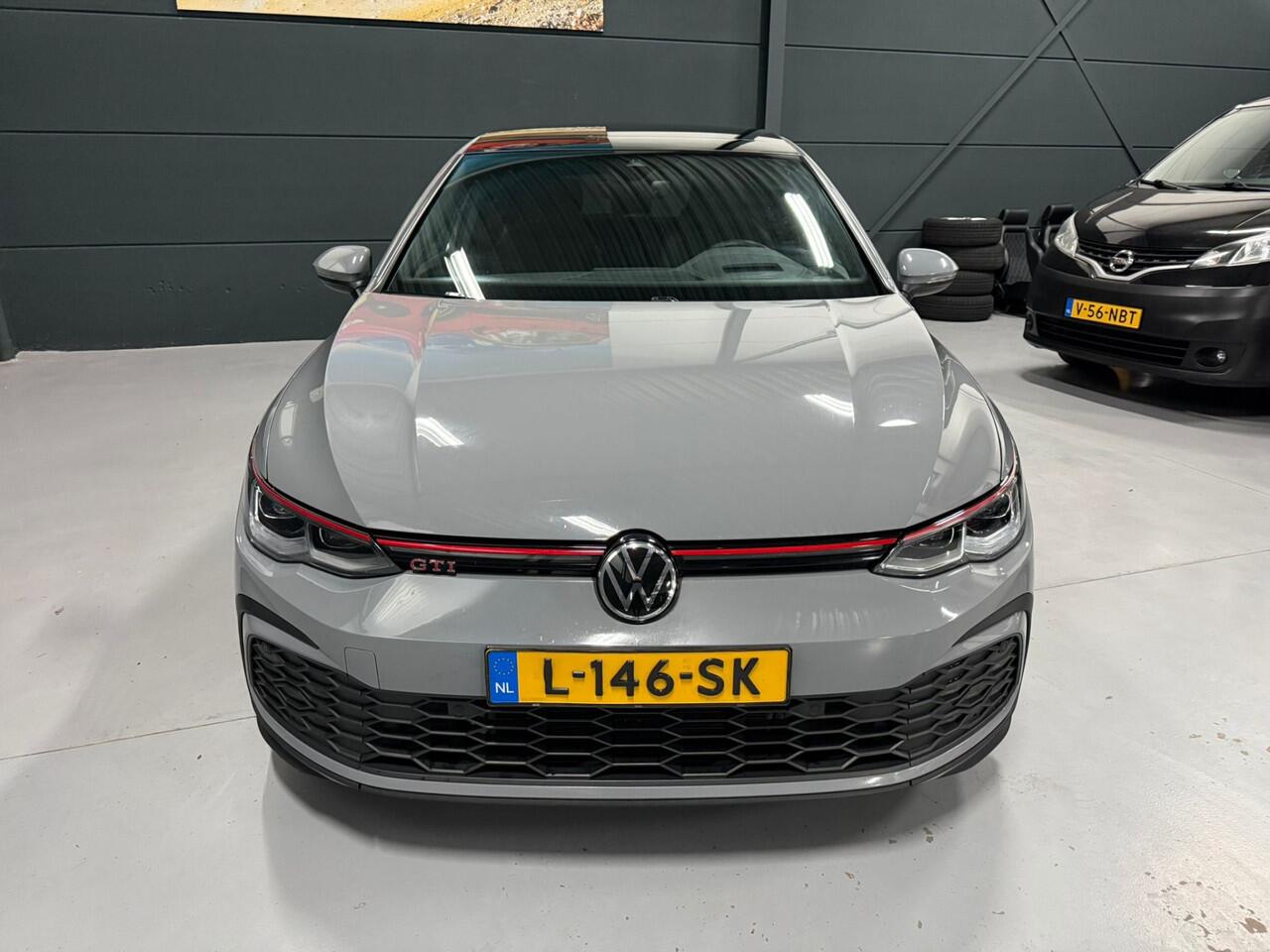 Volkswagen GOLF 2.0 TSI GTI 245pk Panoramadak Head-Up Camera Navigatie Nardo iq Light