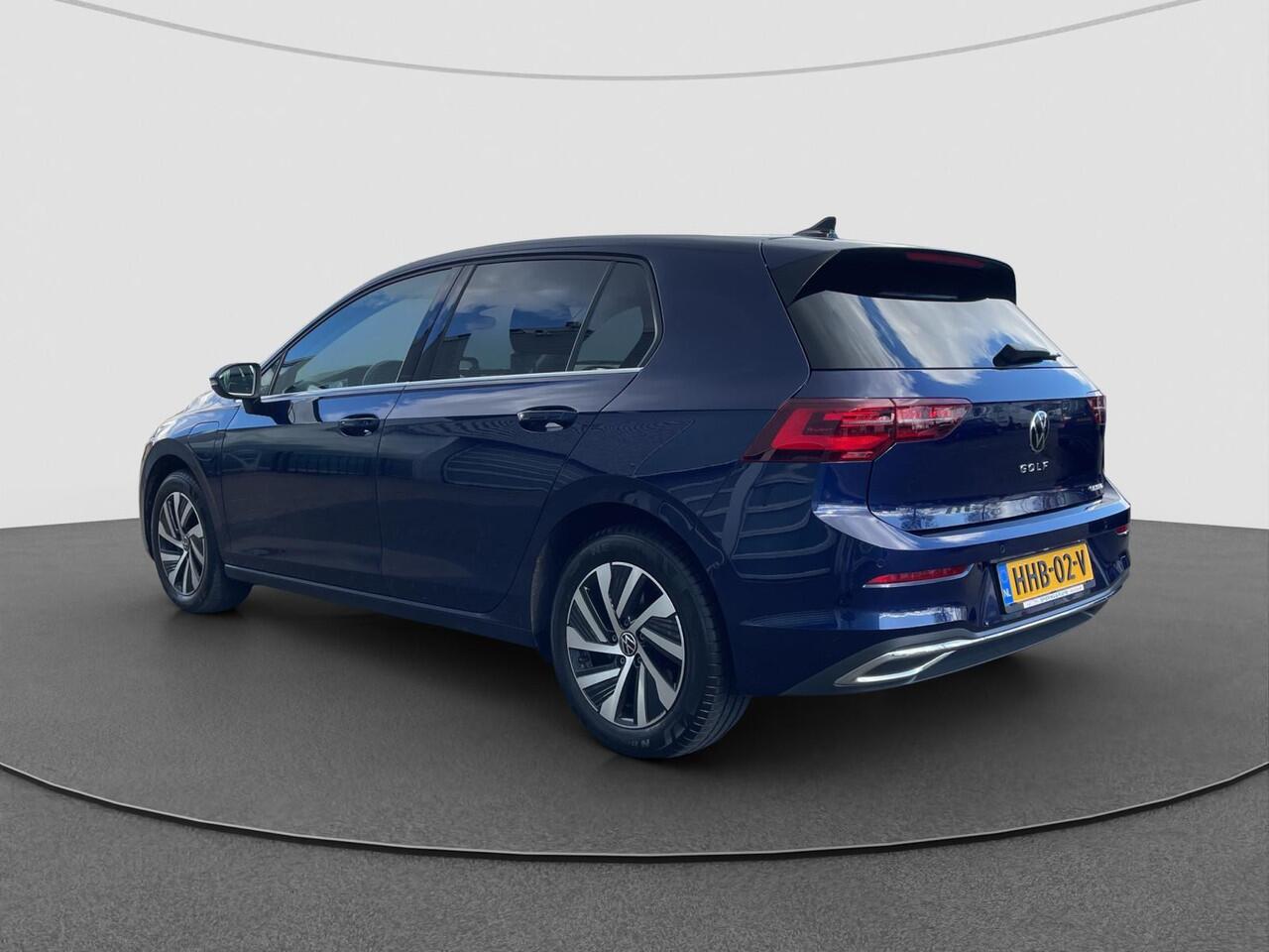 Volkswagen GOLF 1.4 eHybrid Style | Stoel geheugen | Camera | Stoel verw | Cruise