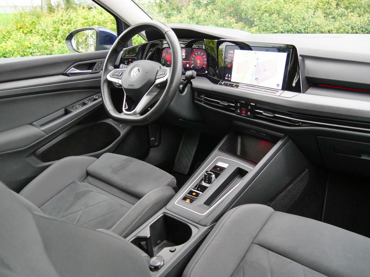 Volkswagen GOLF 1.4 eHybrid Style | CAMERA | CARPLAY | CRUISE CONTROL |