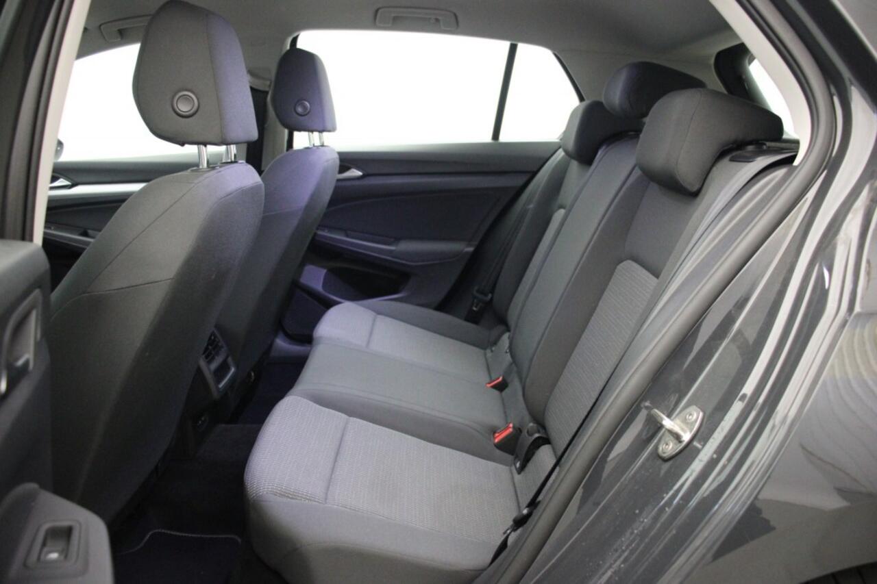 Volkswagen GOLF 1.0 TSI - Digitaal Cockpit, Carplay, Cruise, LED