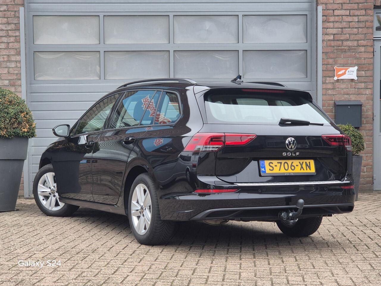 Volkswagen GOLF Variant 2.0 TDI Life Business Trekhaak, Apple-Carplay, El.verst.stoel. Netto Exportpreis 22000 ex/ex