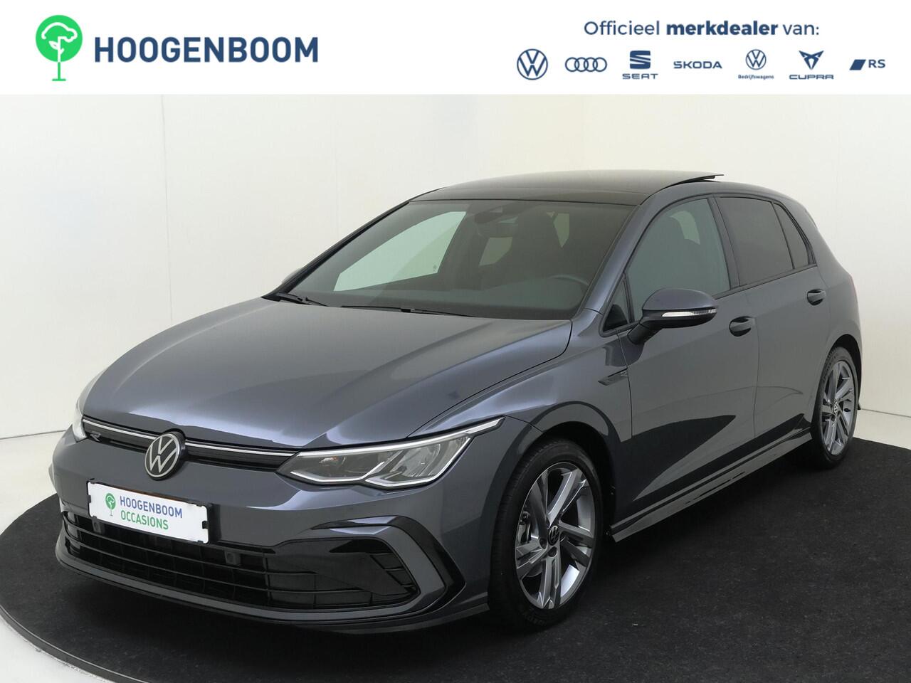 Volkswagen GOLF 1.5 eTSI R-Line | Panoramadak | Navigatie | Parkeersensoren | Adaptieve cruise control | Sfeerverlichting | CarPlay | Draadloze telefoonlader |