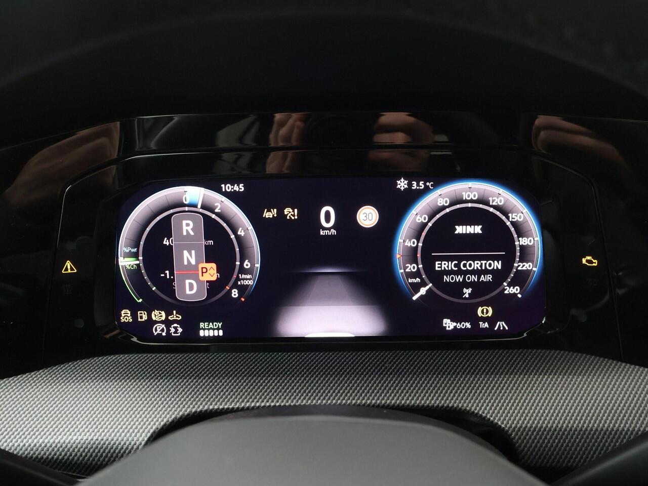 Volkswagen GOLF 8 GTE 1.5 eHybrid 200 kW / 272 PK Hatchback 6-DSG | Panoramadak | Black Style |