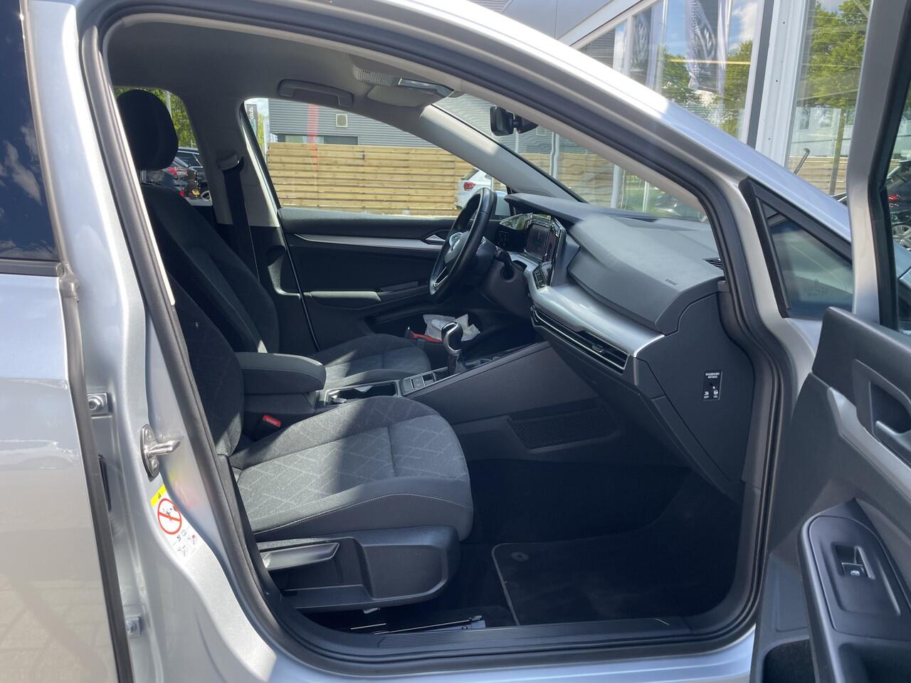 Volkswagen GOLF 1.0 TSI Life Virtual / Navi / Carplay / Cruise / Clima / Nieuw Model!