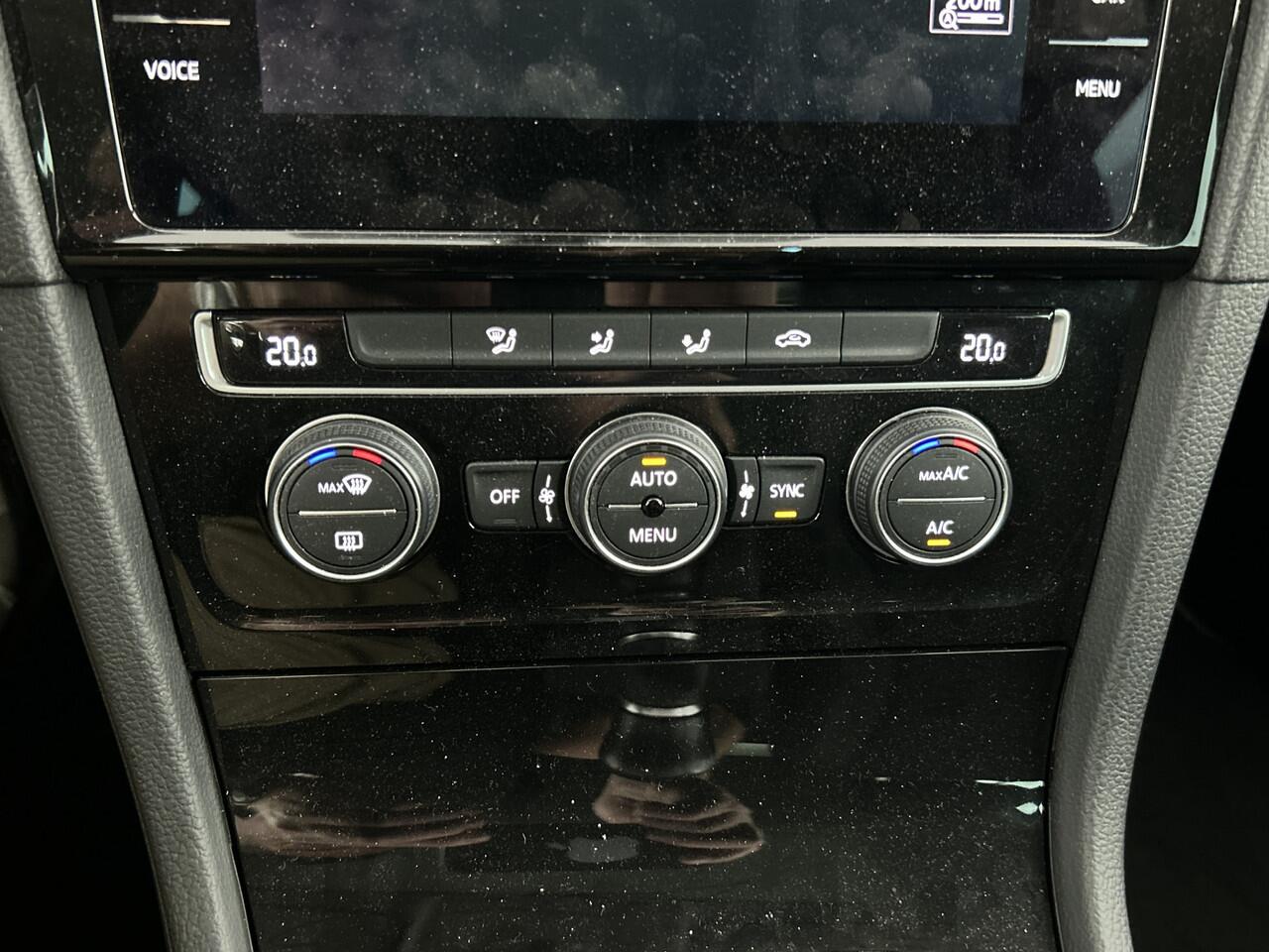 Volkswagen GOLF TSI Highline Pano-dak/Digi.Dashoard/Camera/Climate