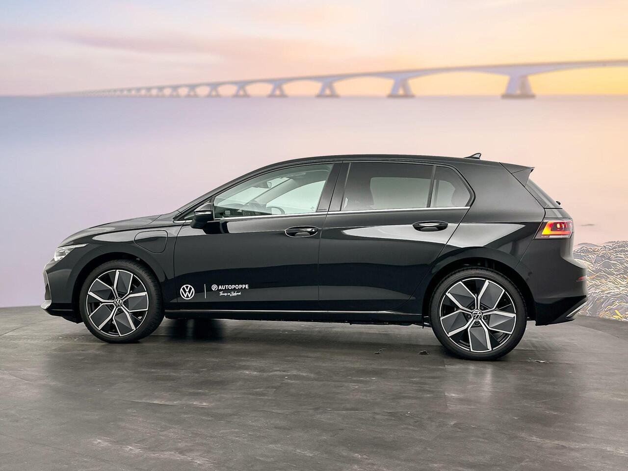 Volkswagen GOLF 1.5 Style eHybride 204pk