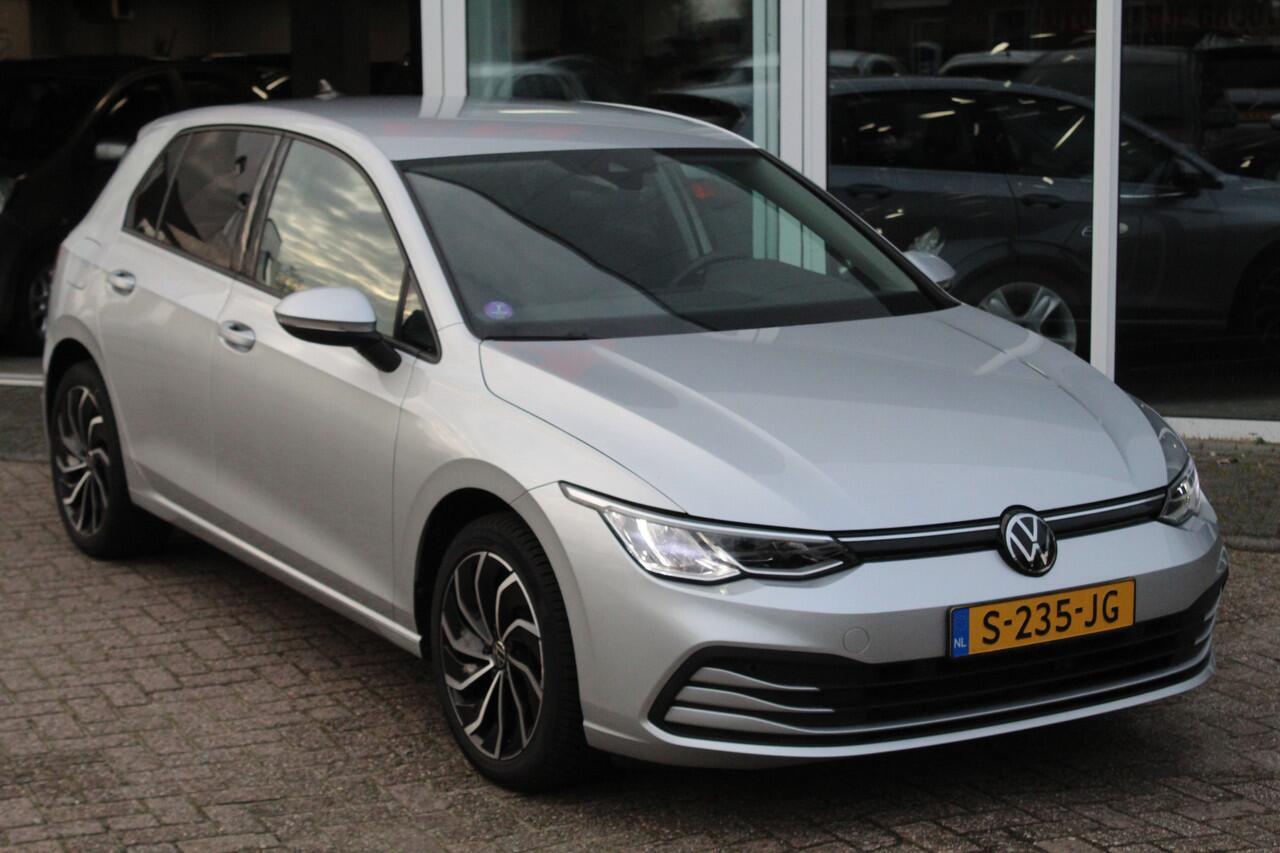 Volkswagen GOLF 1.0 TSI Life