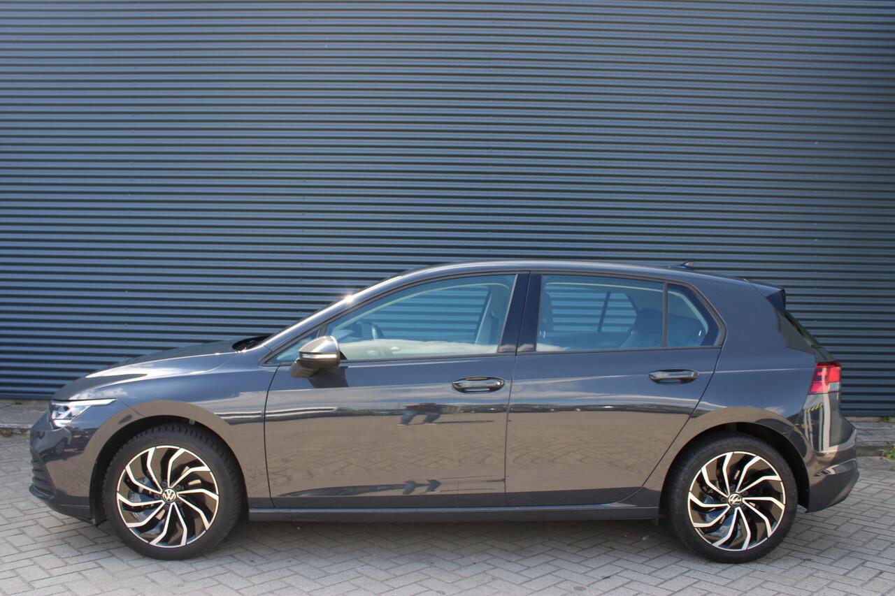 Volkswagen GOLF 1.0 TSI Life Led Adaptive-Cruise Vitual-Cockpit Trekhaak