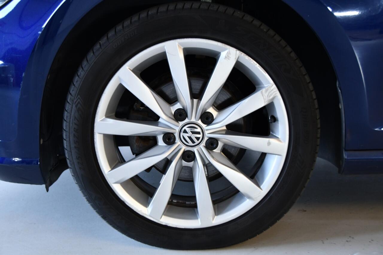 Volkswagen GOLF 1.0 TSI Highline *Apple Carplay*Stoelverwarming*