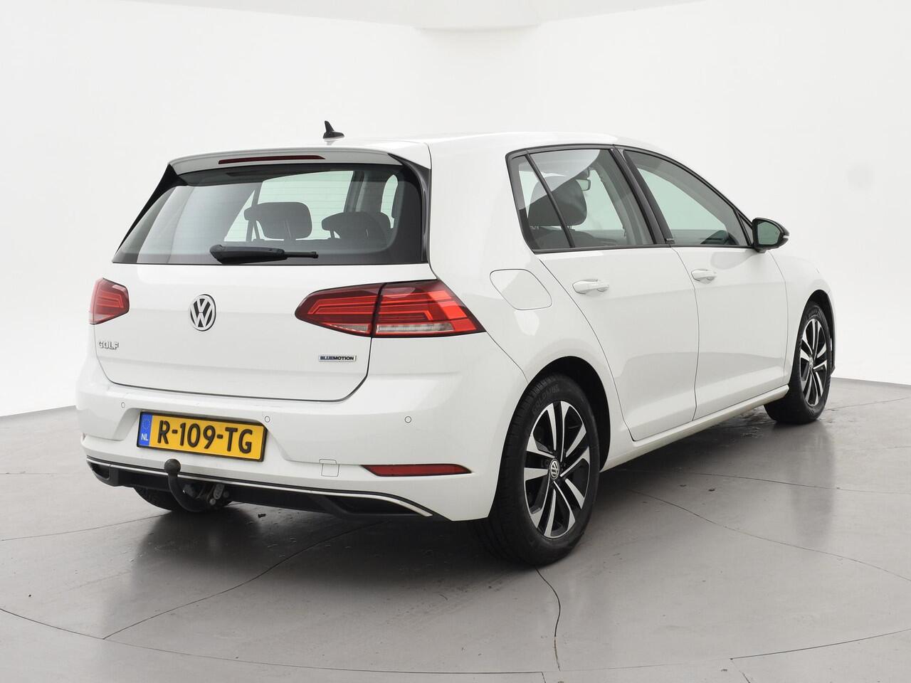 Volkswagen GOLF 1.5 TSI 130 PK IQ.DRIVE + LED | TREKHAAK | CAMERA | APPLE CARPLAY | DAB