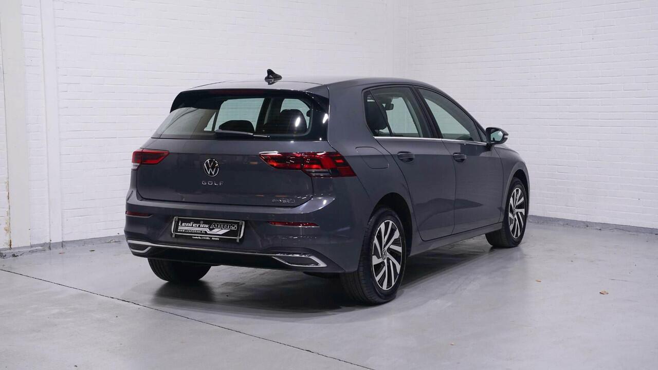 Volkswagen GOLF 1.4 eHybrid Style Navi Sport/comfort stoelen Massage Memory Led koplampen Apple Carplay Camera