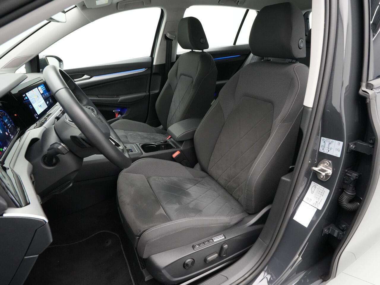 Volkswagen GOLF 1.0 eTSI 110pk DSG Life Business Navigatie Carplay Stoel/Stuurverwarming Massage Pdc Acc 271