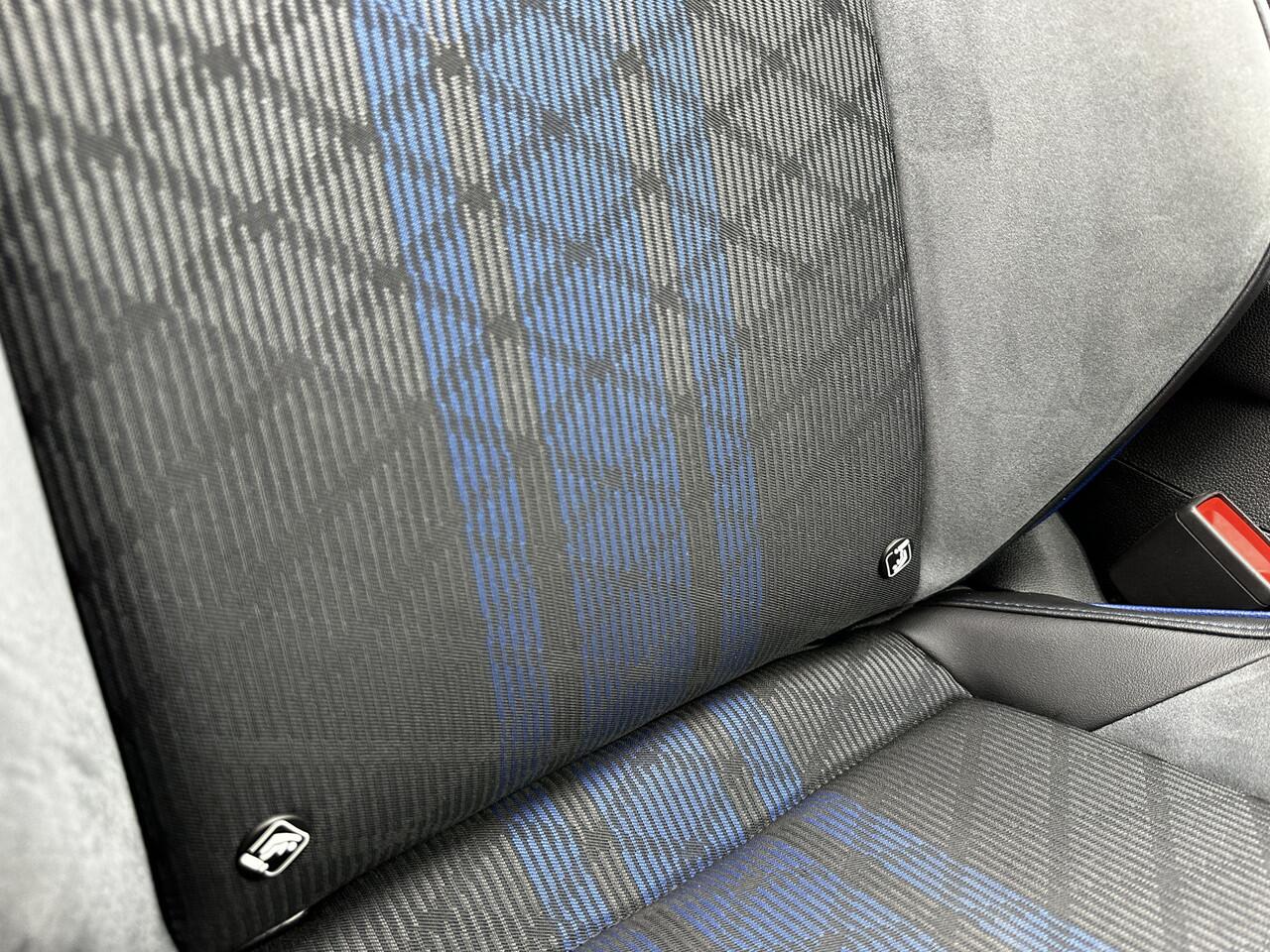 Volkswagen GOLF 2.0 TSI R 4Motion |PANO|AKRAPOVIC|HARMAN KARDON|CAMERA|IQ