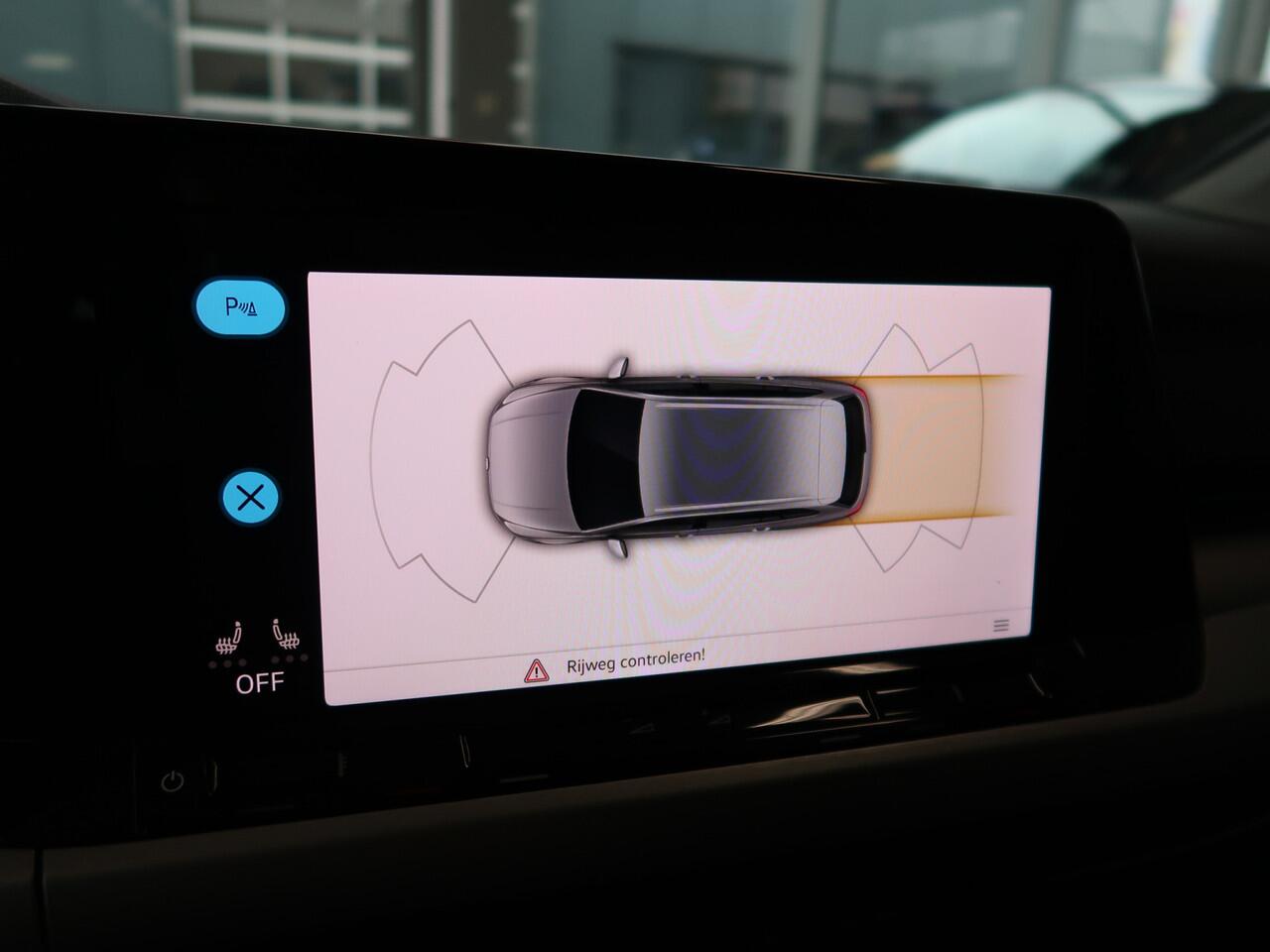 Volkswagen GOLF Variant 1.0 eTSI 110pk DSG WINTERPACK/VIRTUAL/SFEER/CARPLAY/NAVI/PDC