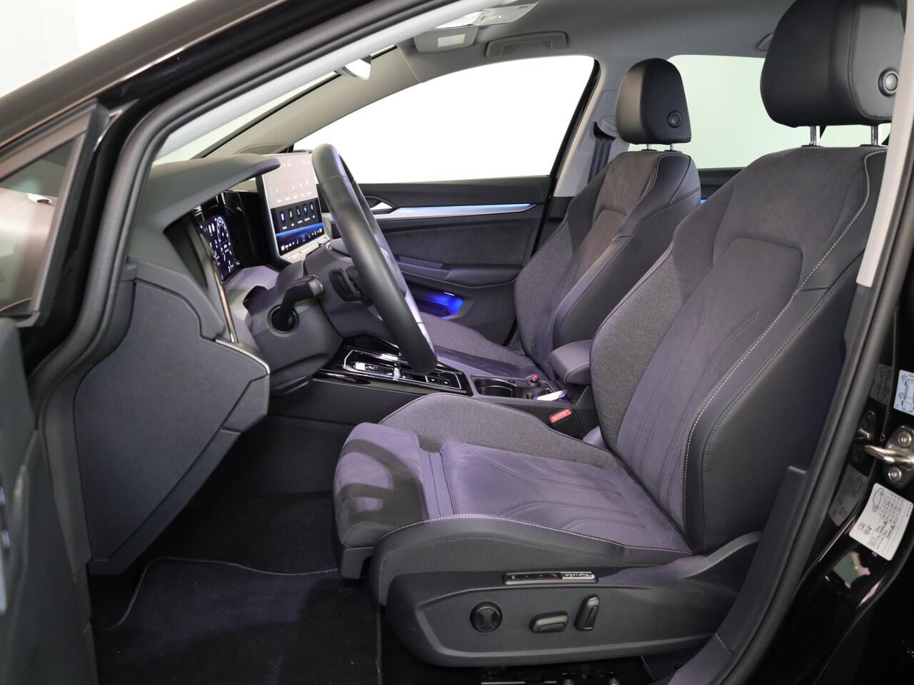 Volkswagen GOLF 1.5 eHybrid Style Edition 204PK PHEV | Navigatie | el. trekhaak| Matrix koplampen | 18"LM velgen | Head up Display |