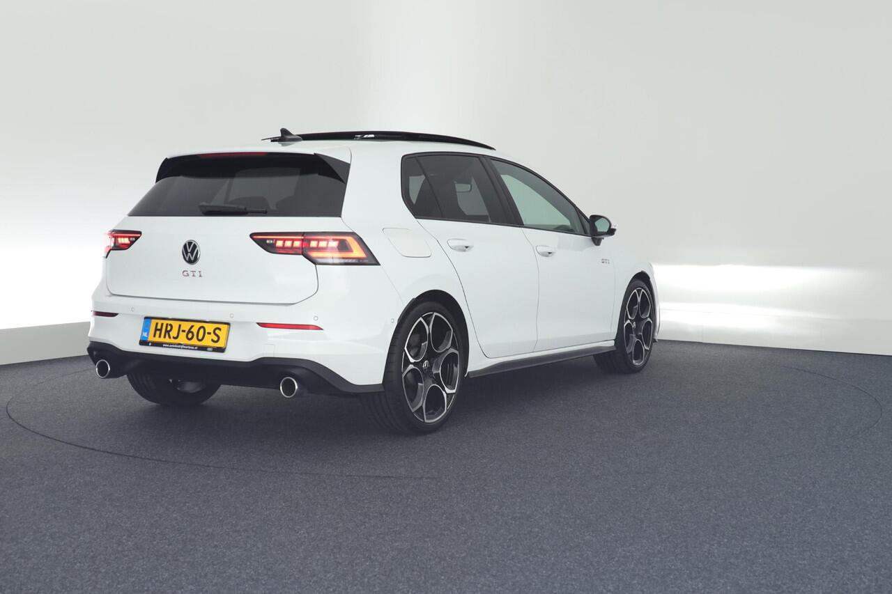 Volkswagen GOLF 8.5 2.0 TSI 265pk GTI 360Camera Panoramadak Keyless Stoelverwarming Virtual Cockpit Navigatie
