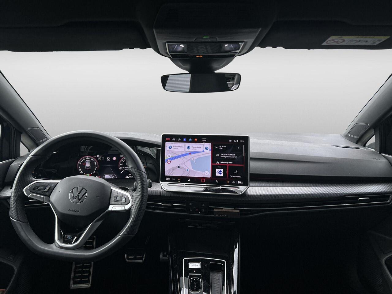 Volkswagen GOLF Variant 1.5 eTSI R-Line Edition 115PK DSG | IQ Led | 360 graden camera | Virtual cockpit | Stoelverwarming |