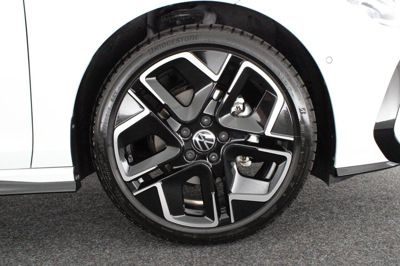 Volkswagen GOLF 8.5 1.5 eTSI 116pk DSG R-Line Edition Camera Keyless Matrix Led Virtual Cockpit Navigatie