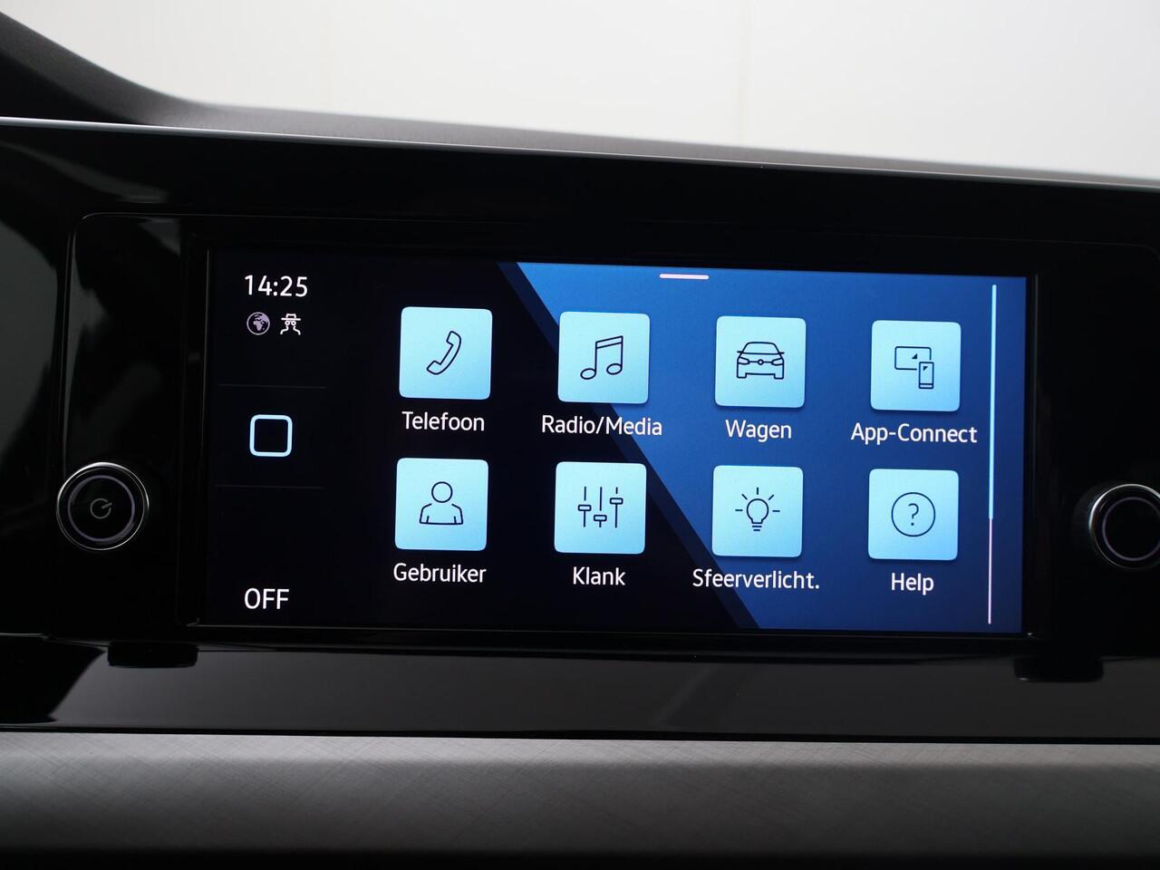 Volkswagen GOLF 1.0 TSI Life | 110 PK | Climate control | Adaptive cruise control | Apple Carplay/Android Auto | 17" LM velgen |