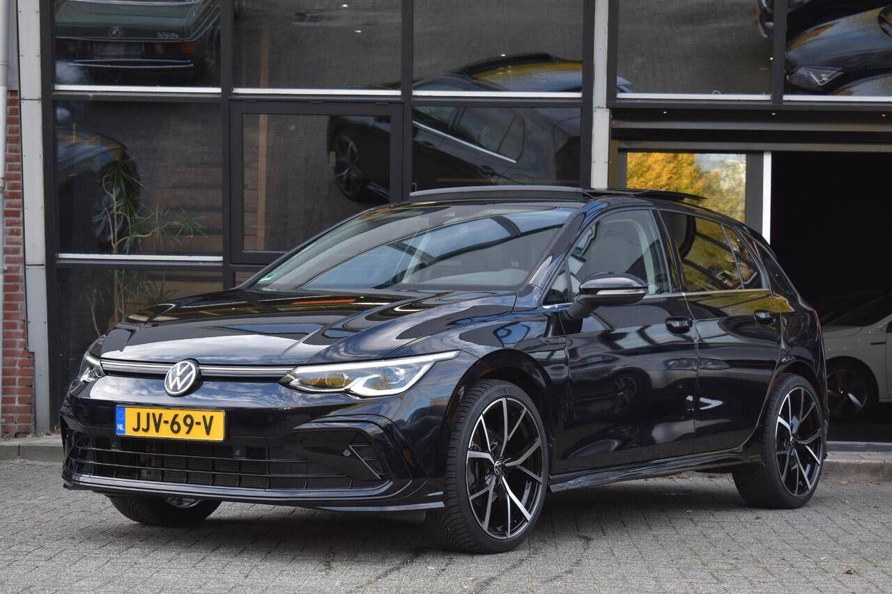 Volkswagen GOLF 1.5 TSI R-Line Pano Sfeer Lane Elekstoel. Massage