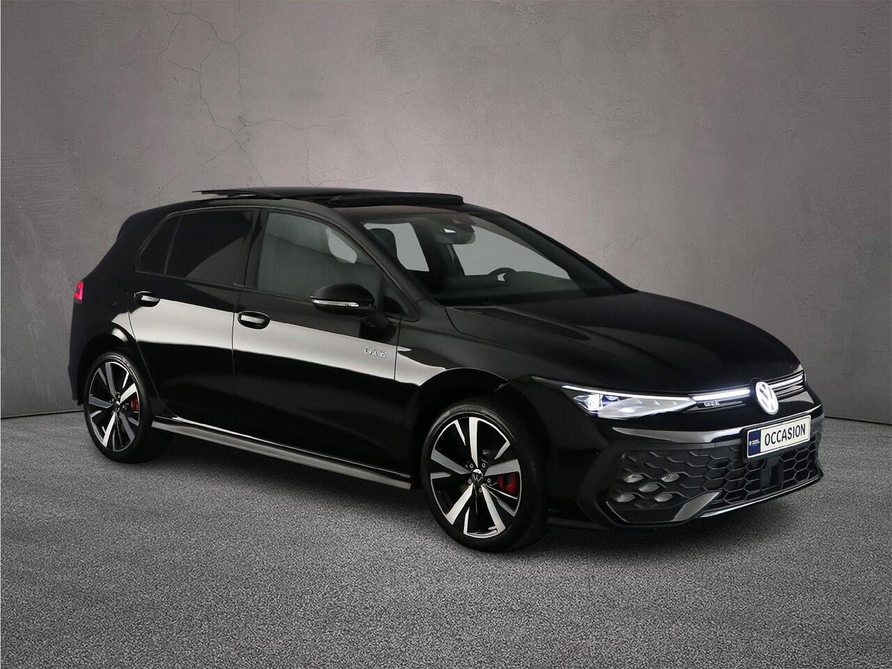 Volkswagen GOLF GTE 1.5 TSI eHybrid 272pk DSG Automaat Panoramadak, Head up display, Adaptive cruise control, LED matrix koplampen, Achteruitrijcamera, Navigatie