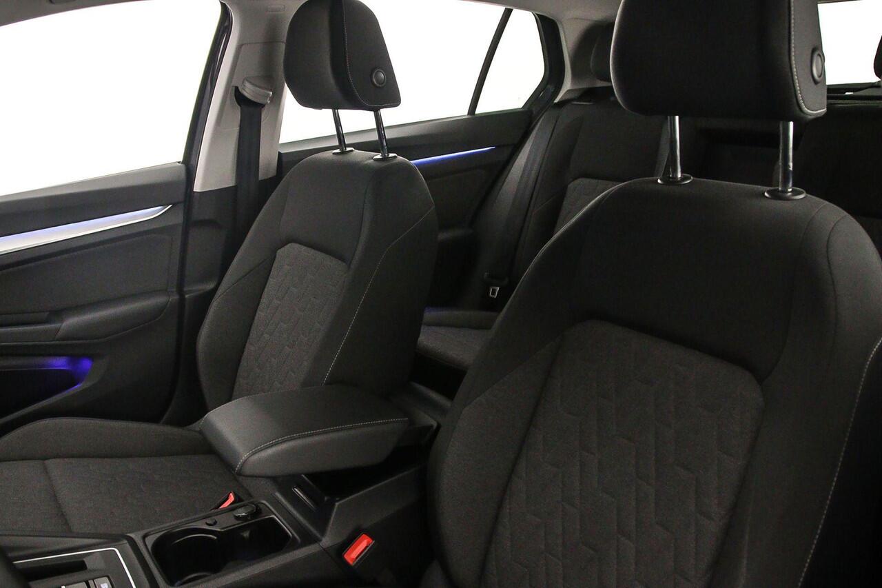 Volkswagen GOLF Life Edition 1.5 eTSI 115pk DSG Automaat Adaptive cruise control, Parkeersensoren, Stoelverwarming, App connect, LED koplampen, Airco, DAB, Radio