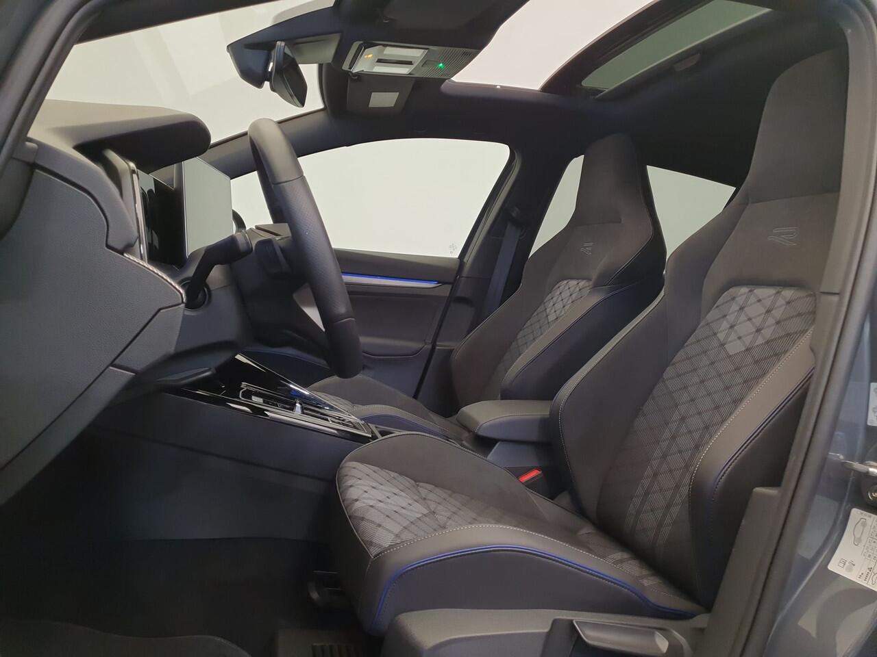 Volkswagen GOLF 8.5 1.5 eTSI 150pk DSG/AUT R-Line Panoramadak, Camera, ACC