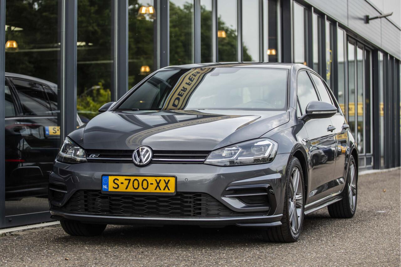 Volkswagen GOLF 1.5 TSI Highline Business R