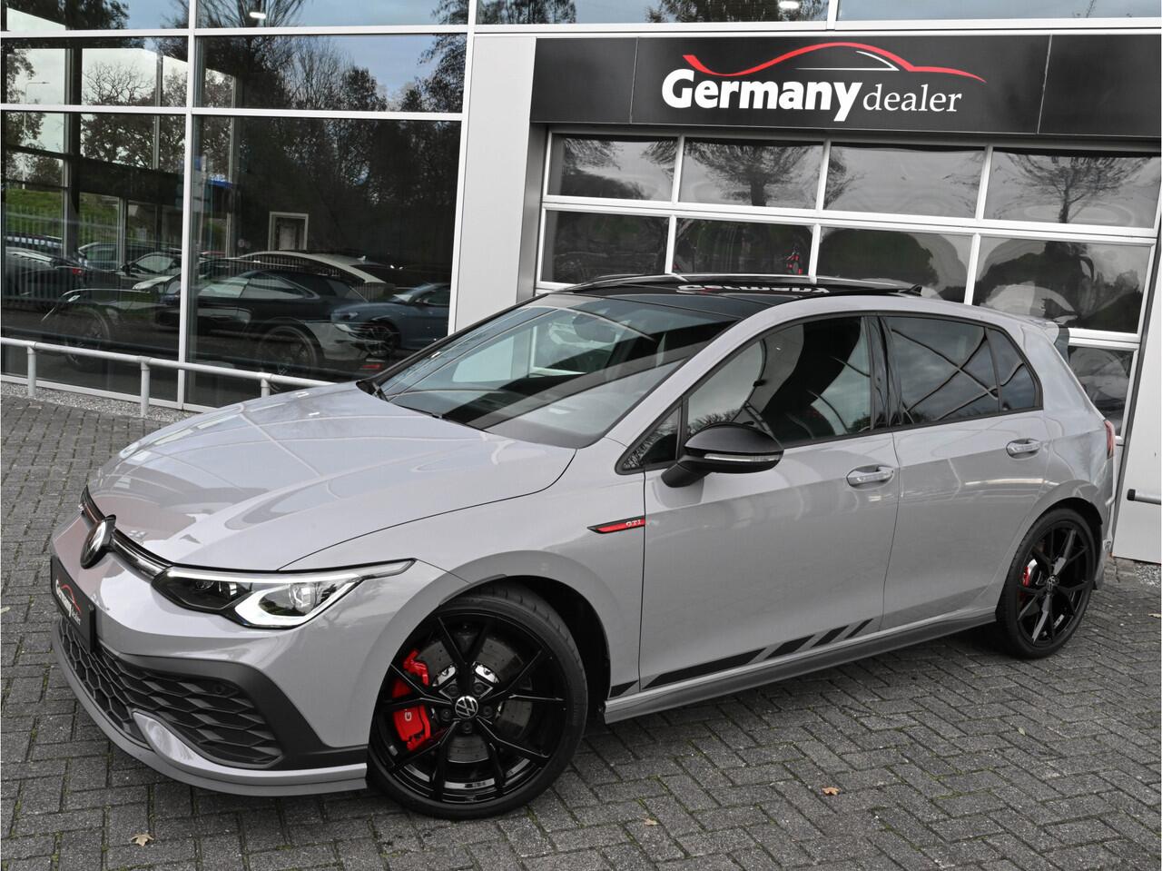 Volkswagen GOLF 2.0TSI 300PK GTI Clubsport Pano HUD iQ-Light H&K 19-inch Sfeerverl. Stoel+Stuurverw. VOL!!