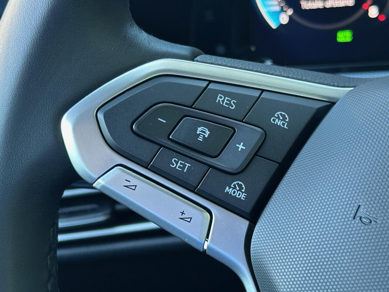 Volkswagen GOLF Variant 1.5 TSI 150pk Goal | Trekhaak | Camera | Dode hoek | Rijklaar incl. garantie