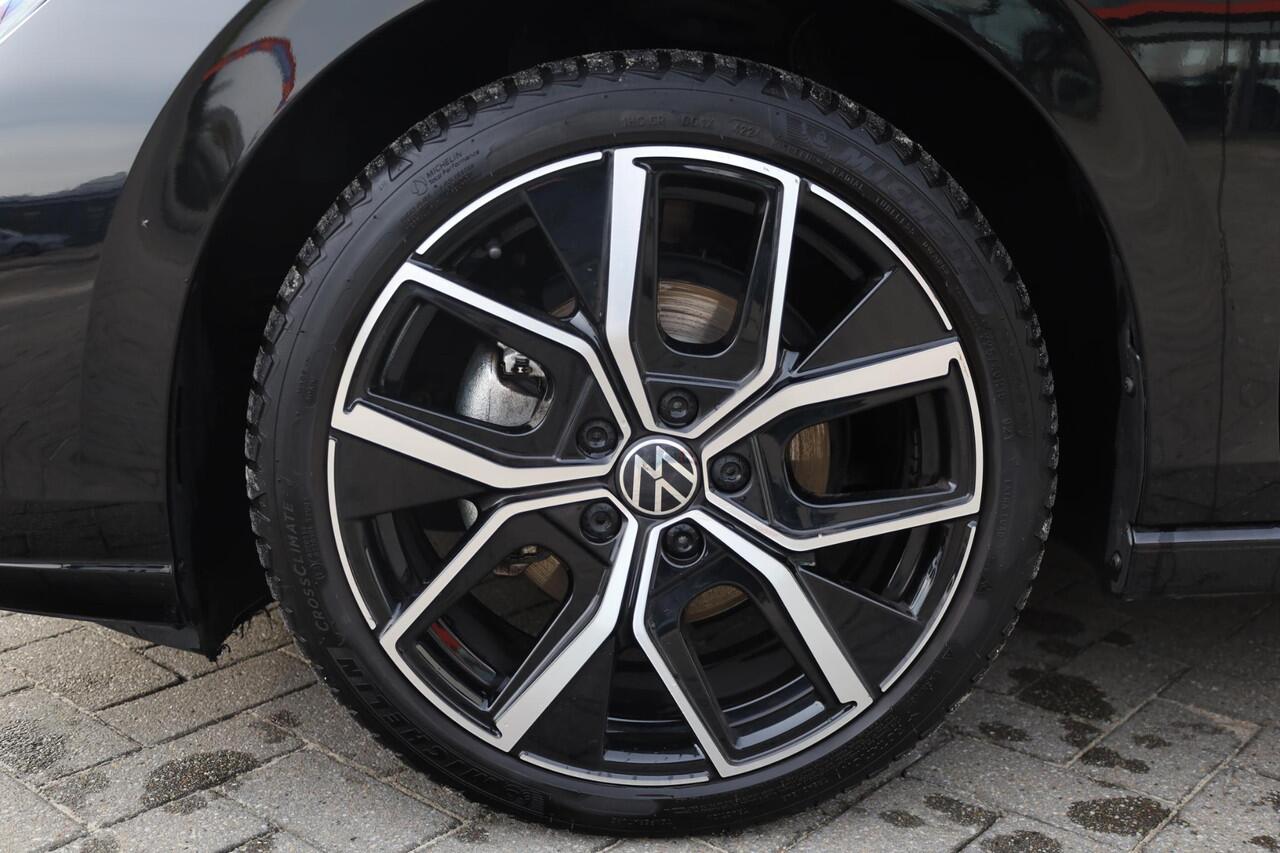 Volkswagen GOLF 1.5 TSI Oranje Edition stoelverwarming 3 zone climatronic achteruitrijcamera 18" LMV NL auto door ons geleverd en onderhouden keyless entry & go 48 maanden 100.000km garantie