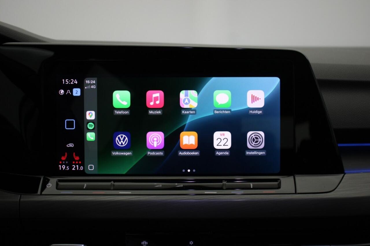 Volkswagen GOLF 1.4 eHybrid PHEV Style GTE - Carplay, Massage, Digitaal Cockpit, Stoelverw.