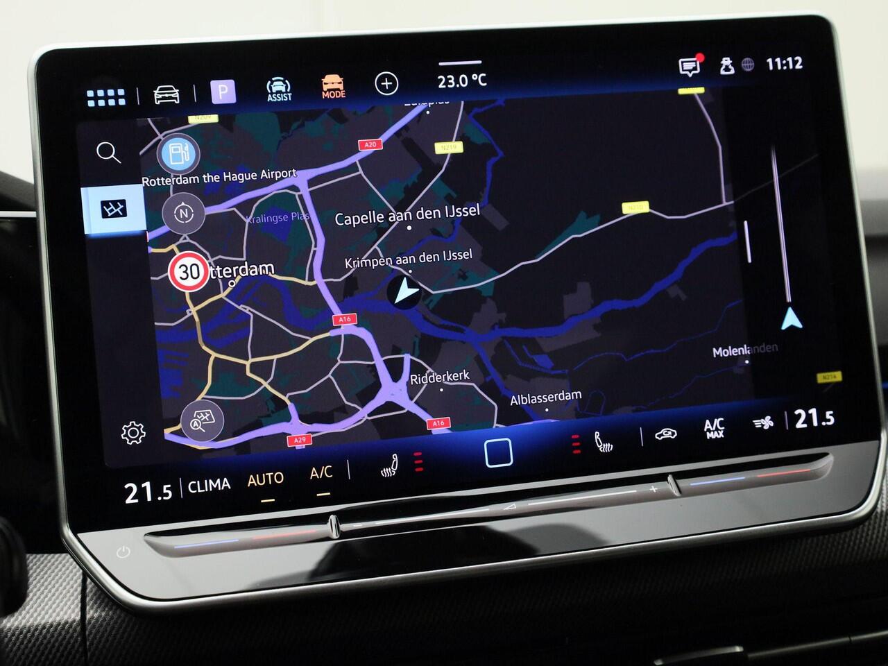 Volkswagen GOLF 1.5eTSI/150PK R-Line DSG · Navigatie · Apple/Android Carplay · Camera + Parkeersensoren · Garantie tot januari 2027