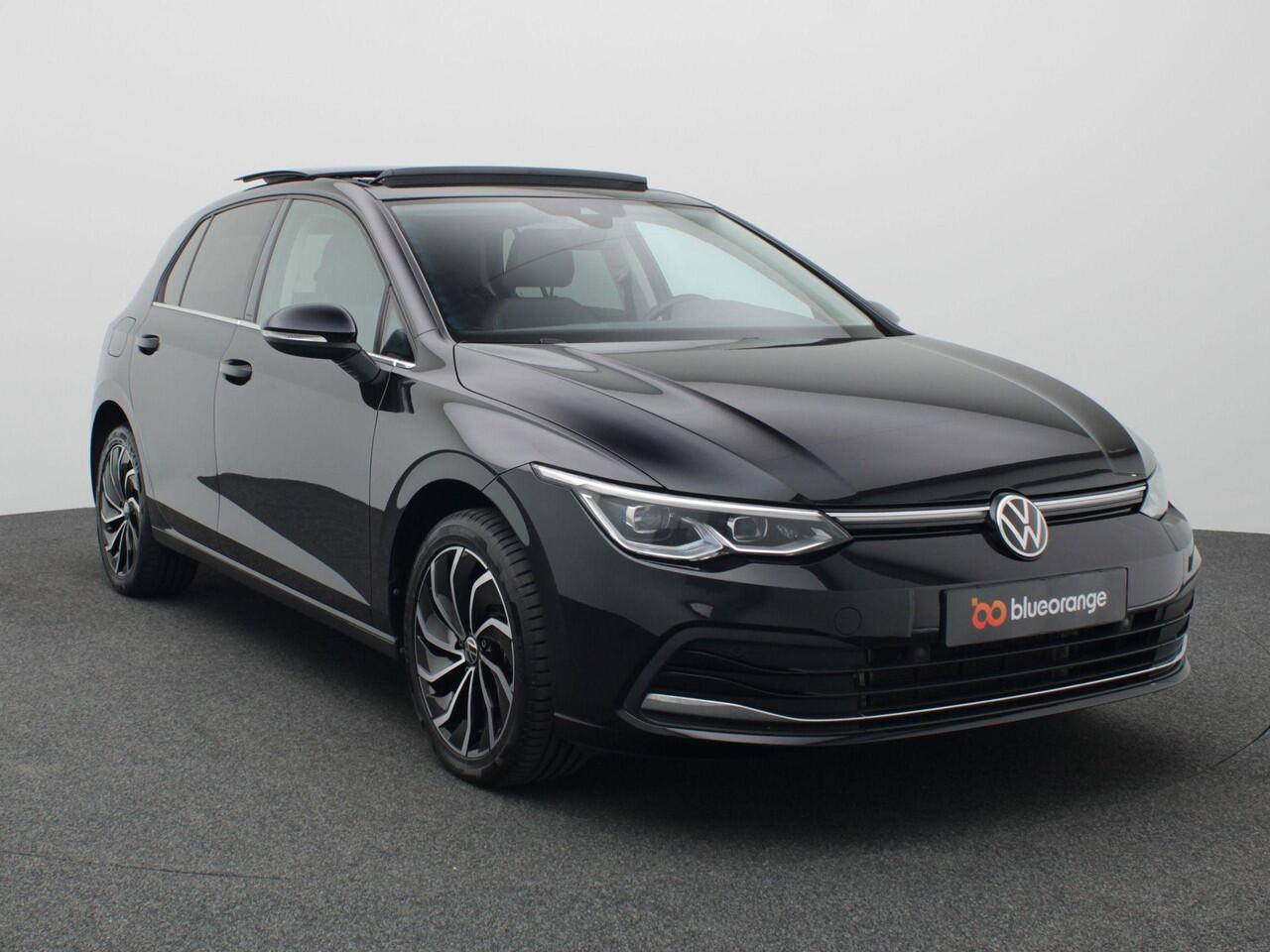 Volkswagen GOLF 1.4 eHybrid Style 204PK DSG achteruitrijcamera, elek. verstelbare voorstoel, side assist, panorama-dak, , voorstoel met massagefunctie, stuur-stoelverwarming, 17" lichtmetaal, navigatie